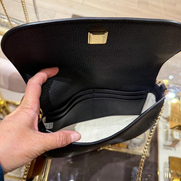 Tory Burch Chelsea Pebbled Leather Crossbody 153566 - Picture 4 of 7